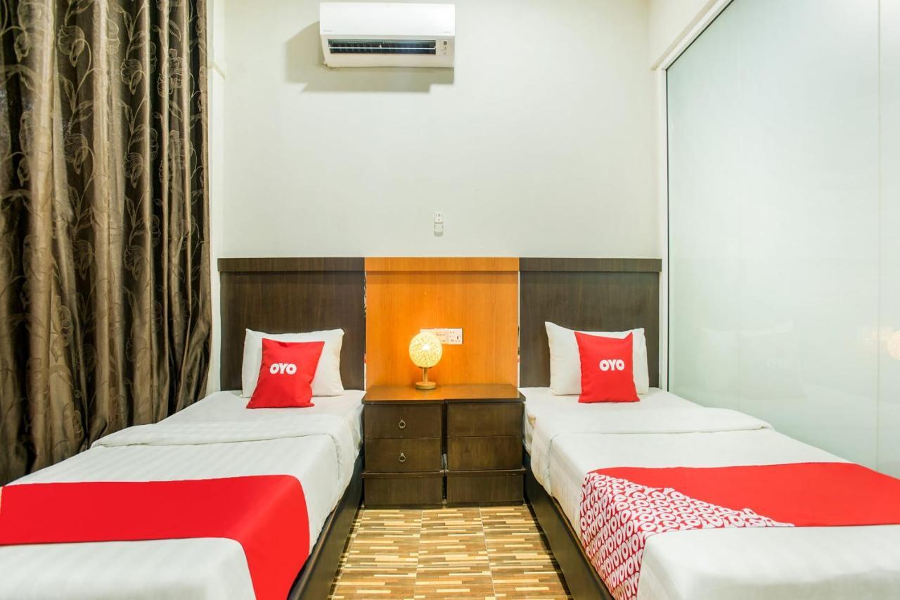Oyo 89712 Grand Inn Semporna Esterno foto
