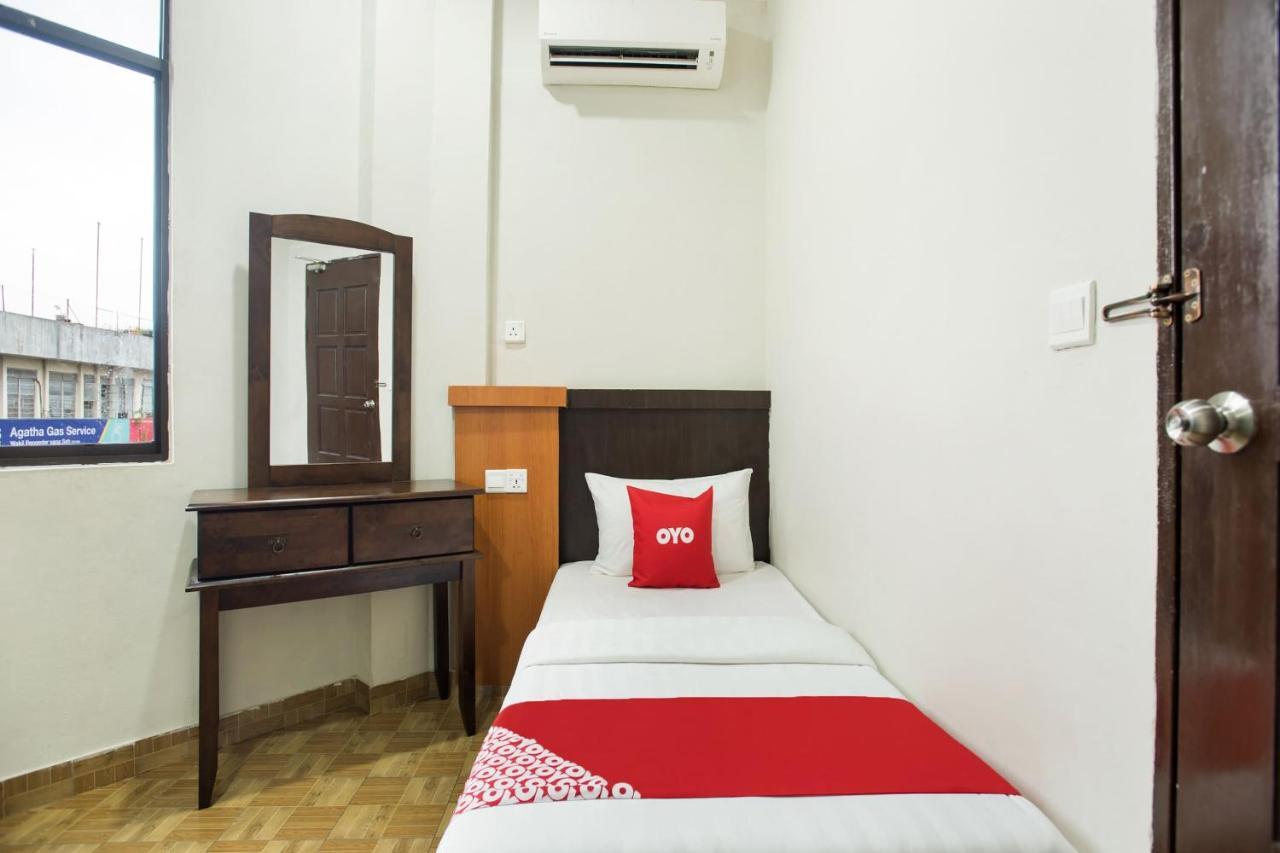 Oyo 89712 Grand Inn Semporna Esterno foto